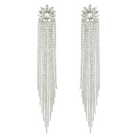 RHINESTONE EARRING