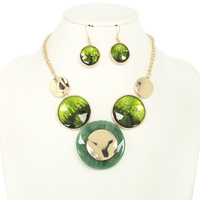 ACRYLIC METAL ROUND DISC NECKLACE SET