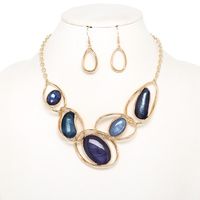 AMORPHOUS EPOXY STONE NECKLACE SET