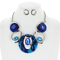 BOHO STYLE ACETATE AND CRYSTAL RHINESTONE CIRCULAR ADJUSTABLE BIB NECKLACE EARRING SET