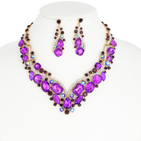 V Shape Stone Cluster Necklace And Earrings Set Nbq990Gpu