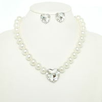 CRYSTAL HEART PEARL NECKLACE SET